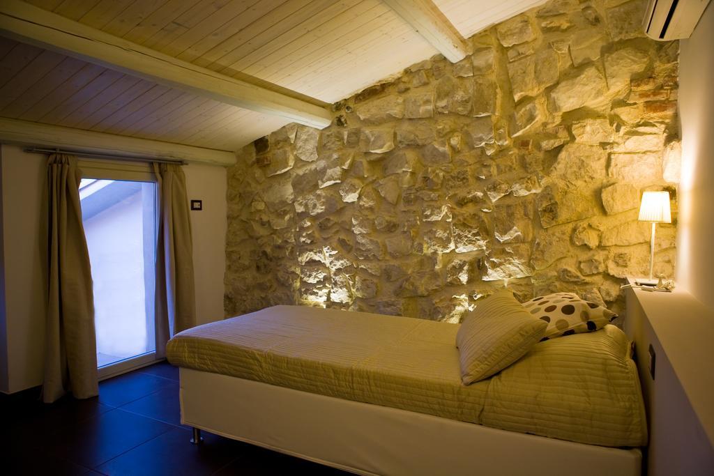 A Mo Casa Bed and Breakfast Comiso Exteriör bild